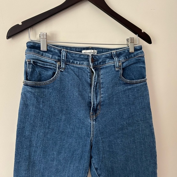 Abercrombie & Fitch Curve Love Super Skinny Ankle High Rise Jeans Size 29/8 - Picture 3 of 9